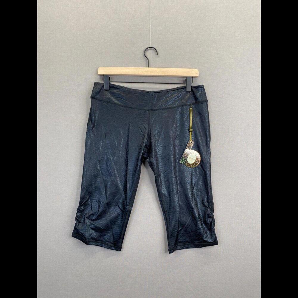 Body Rock Sports Womens Black Shorts Elastic Waist NWT Size Large
